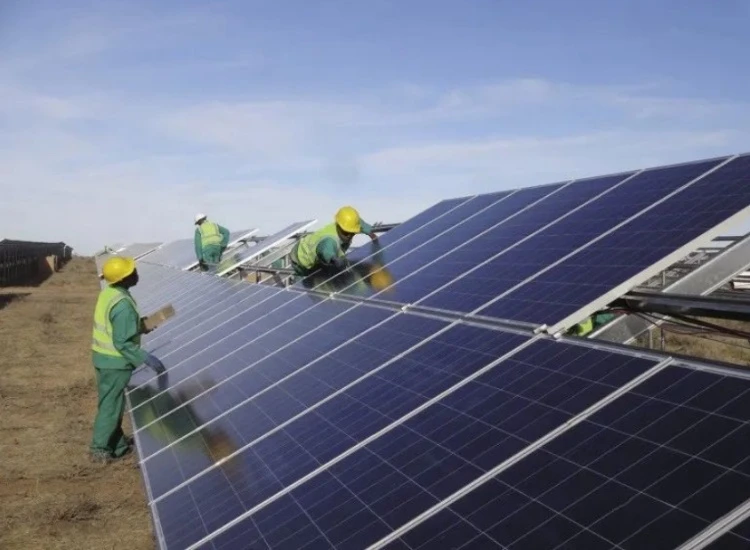 Installation of solar panels in South Africa Installation of solar panels in South Africa